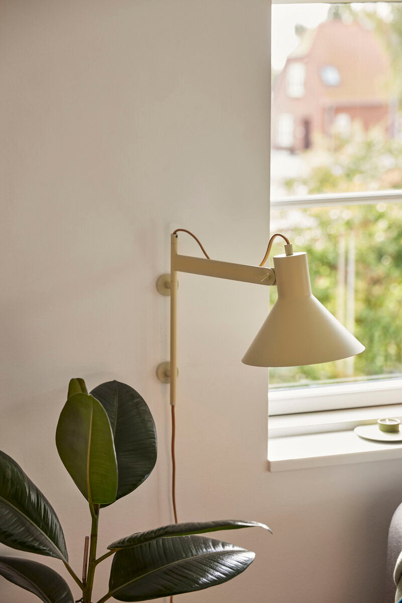 Studio Wall Lamp - Beige